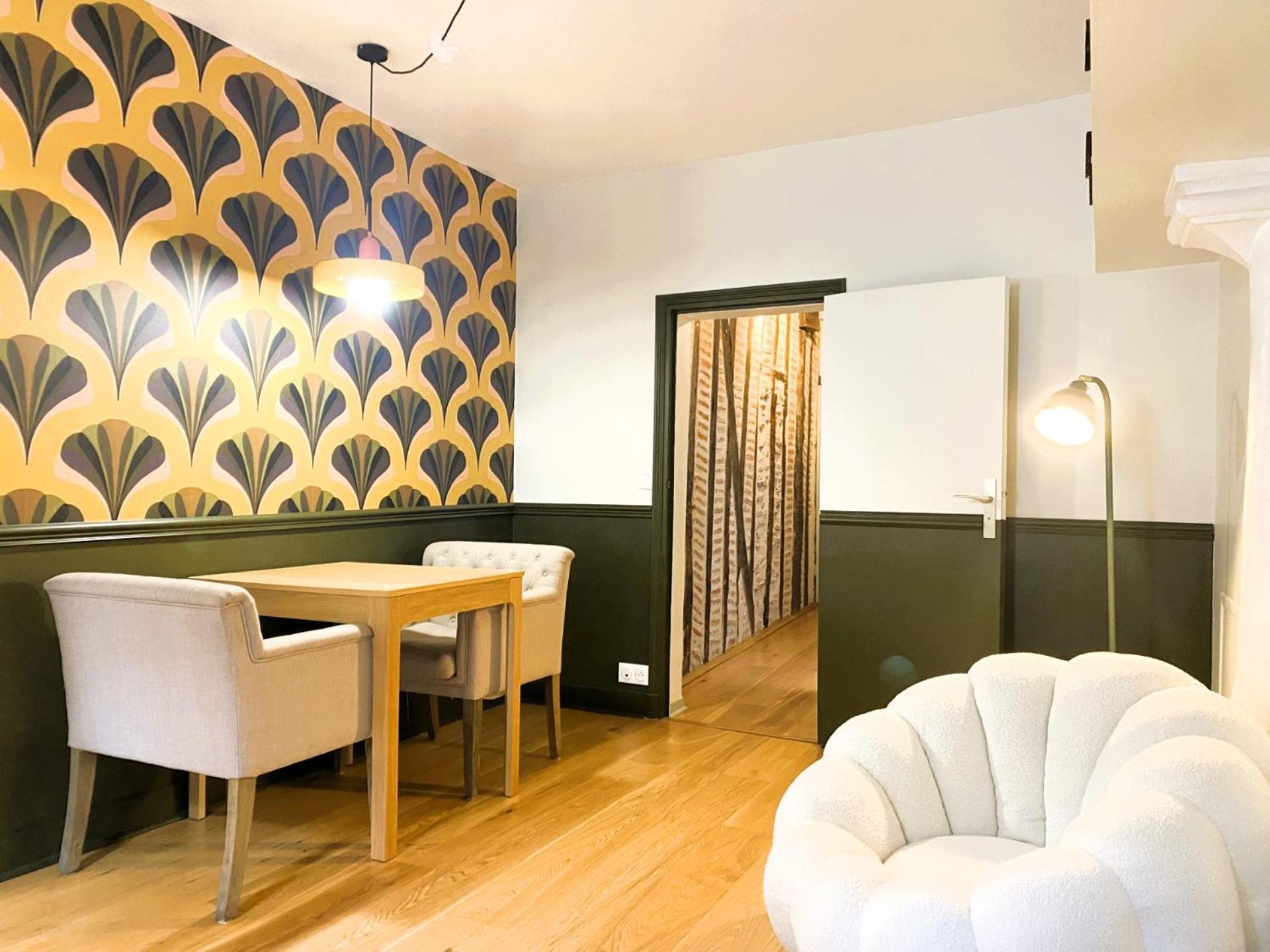 Appartement De Charme Au Coeur Du Centre Historique Тур Екстериор снимка