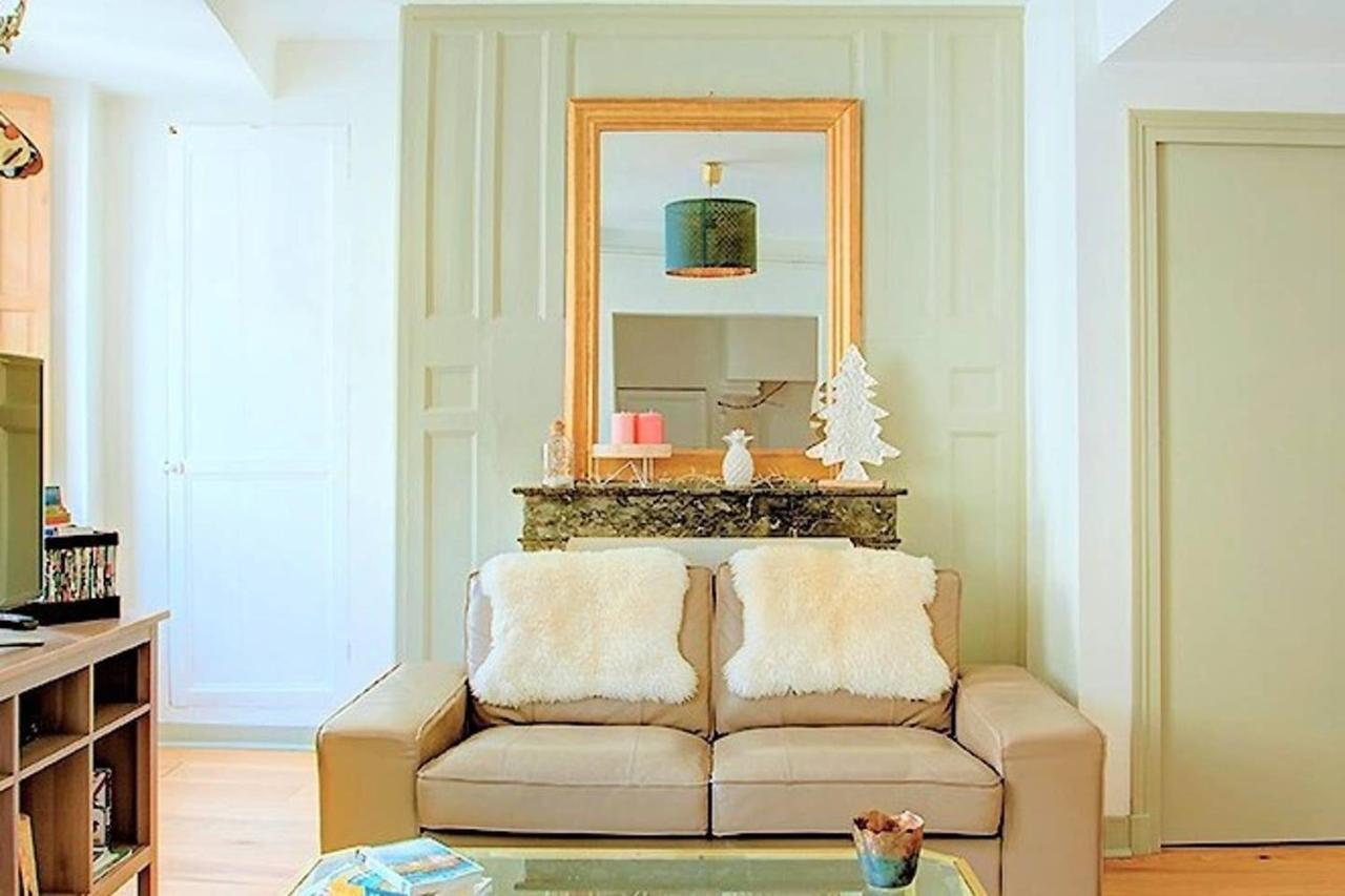Appartement De Charme Au Coeur Du Centre Historique Тур Екстериор снимка