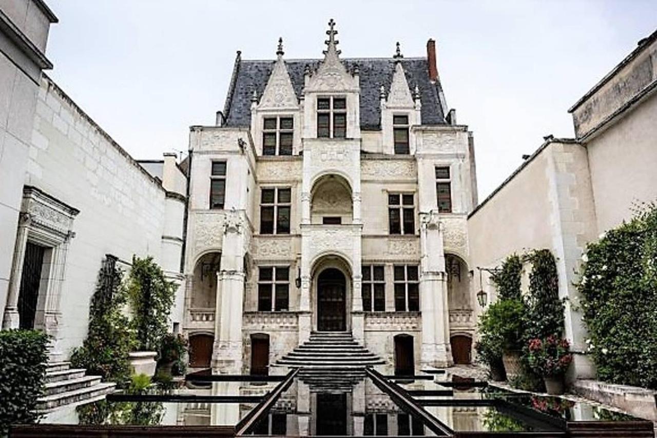 Appartement De Charme Au Coeur Du Centre Historique Тур Екстериор снимка